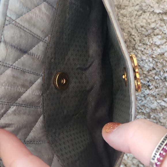 Vintage Gray Quilted Eel Skin Shoulder Bag - Picture 4 of 12